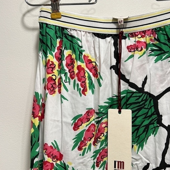 𝅺I’M ISOLA MARRAS Skirt size 8 White Skirt with Floral Print Elastic Waist Rare - Picture 3 of 6